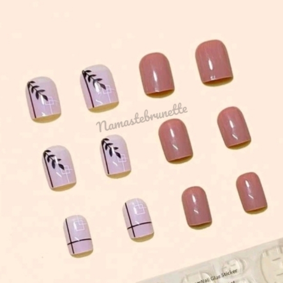 2/$16 Boho Leaf Press on Nails - Picture 6 of 16